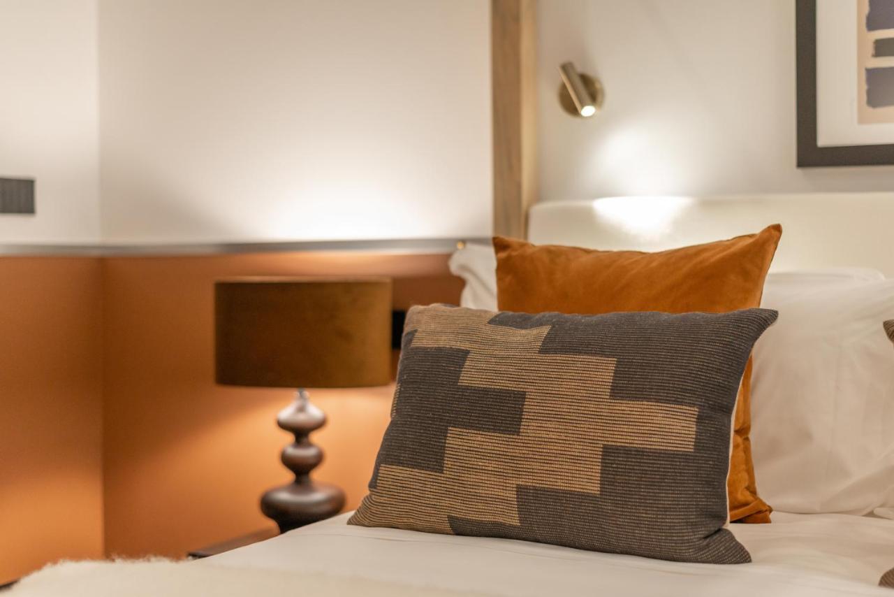 The Couper Castello Hotel Milan Exterior photo